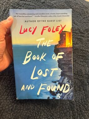 Lucy Foley — The Book of Lost and Found (Blue Cover)